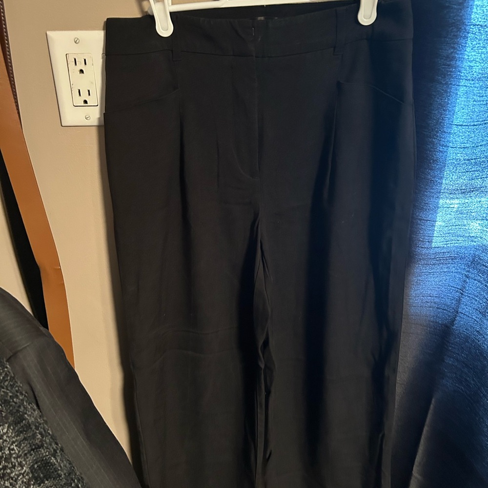 Reitmans Classic Black Women's Trousers